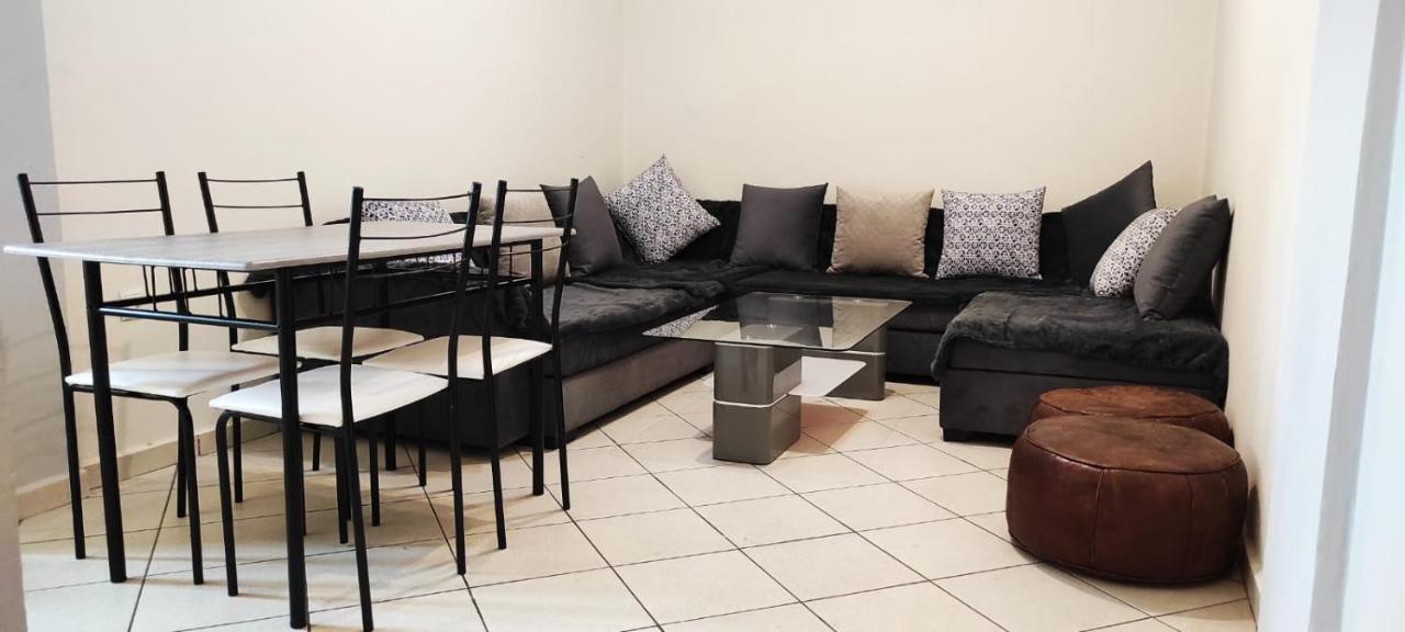 Bright Air Conditioned Apartment Near City Center Marrakesh Bagian luar foto