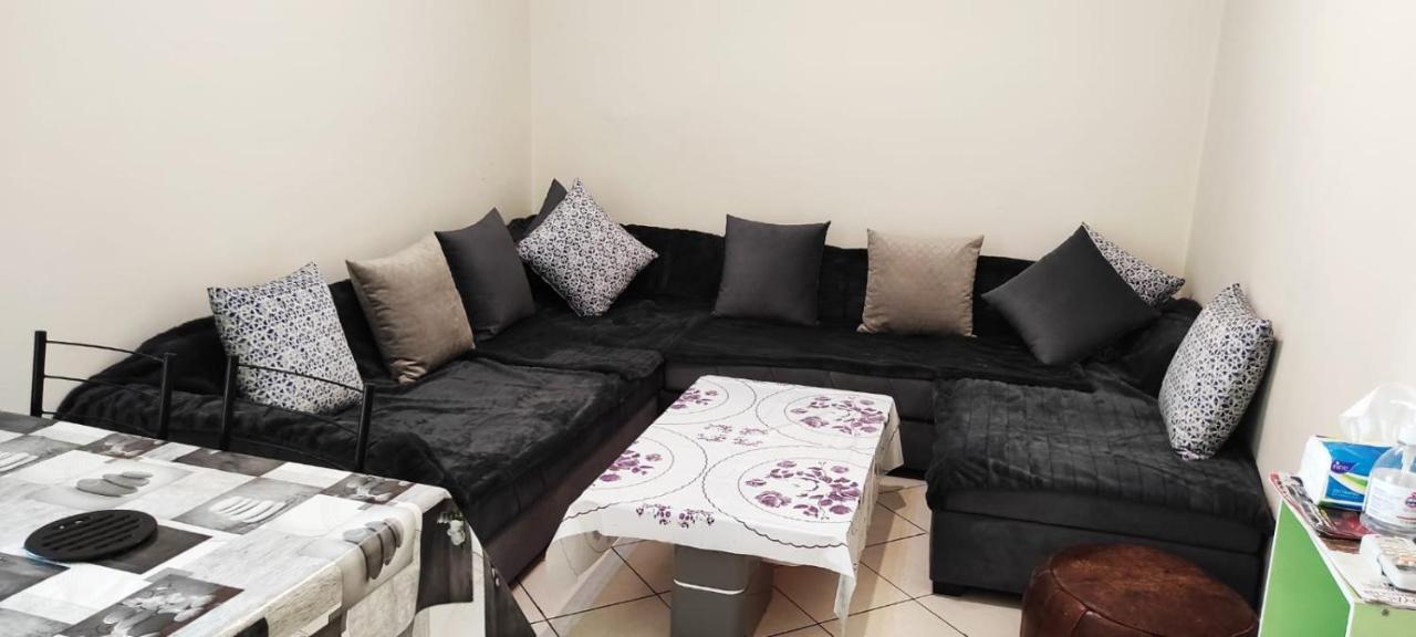 Bright Air Conditioned Apartment Near City Center Marrakesh Bagian luar foto